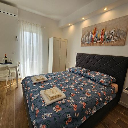 Room Ela Сегет Доньи Экстерьер фото
